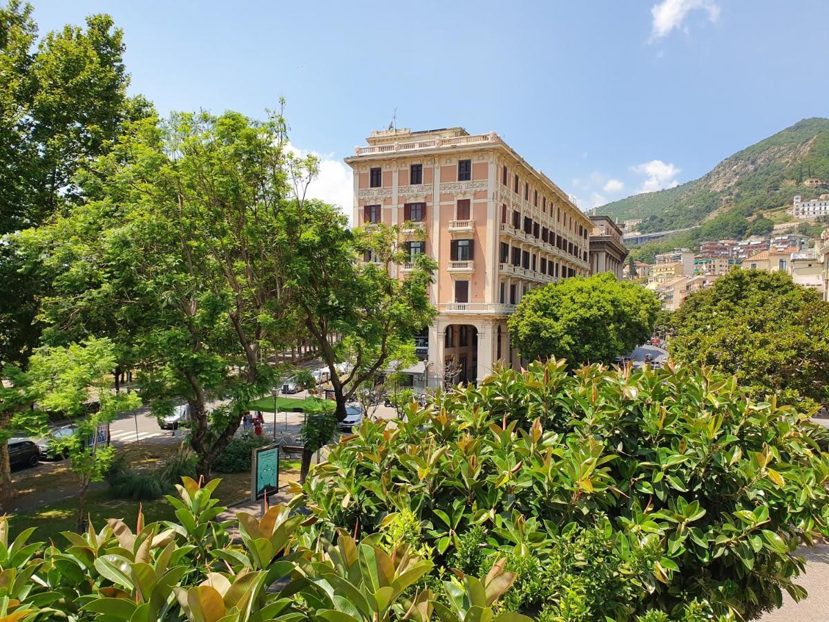 D'Angleterre Guest House Salerno Exteriör bild