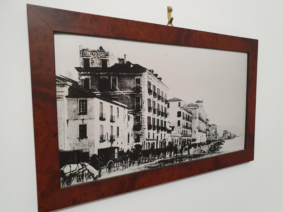 D'Angleterre Guest House Salerno Exteriör bild