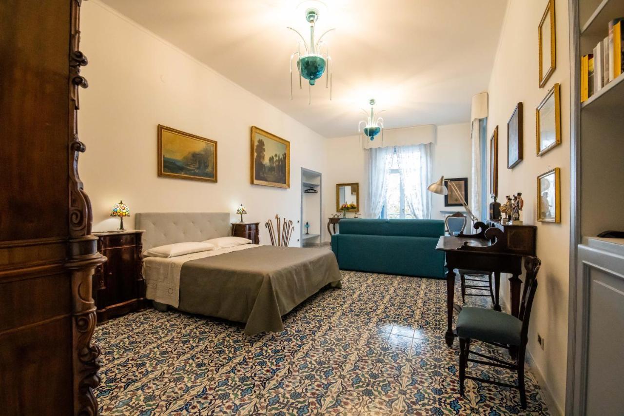 D'Angleterre Guest House Salerno Exteriör bild