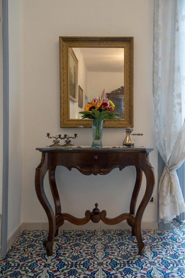 D'Angleterre Guest House Salerno Exteriör bild