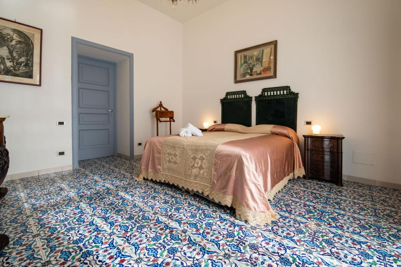 D'Angleterre Guest House Salerno Exteriör bild